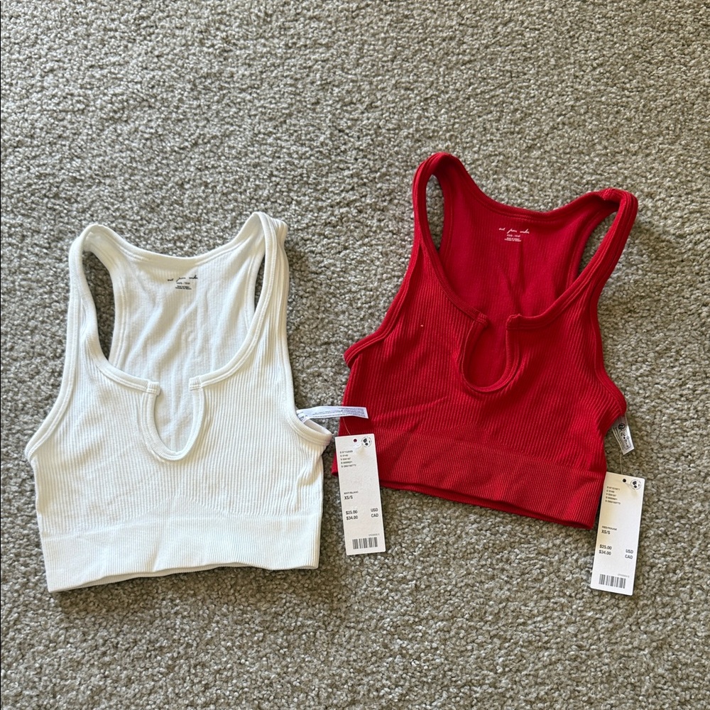 NWT Urban Outfitters Brand Women’s SET Red and White Tank Tops Cropped size xs/s